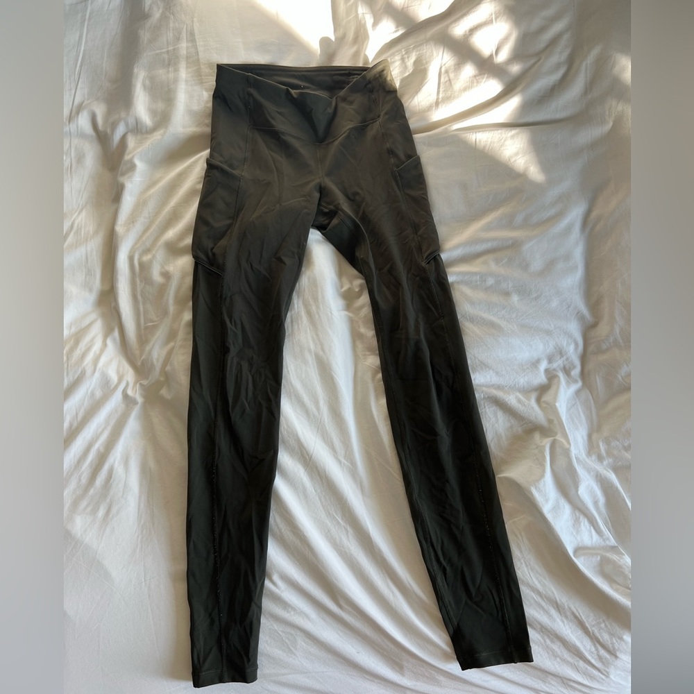 Army Green Lululemon Leggings w/ Pockets